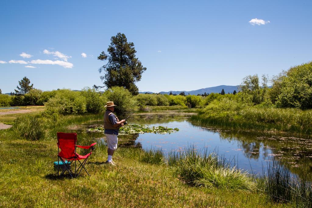 Bend-Sunriver Camping Resort Two-Bedroom Cabin 7 Екстер'єр фото